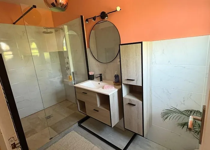 12 Personnes, 10mn Des Plages, Clim, Piscine Privee, Bureaux, Wifi 아파트 *