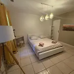 12 Personnes, 10mn Des Plages, Clim, Piscine Privée, Bureaux, Wifi Appartamento *