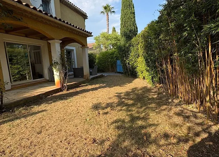 12 Personnes, 10mn Des Plages, Clim, Piscine Privee, Bureaux, Wifi Apartment Lattes