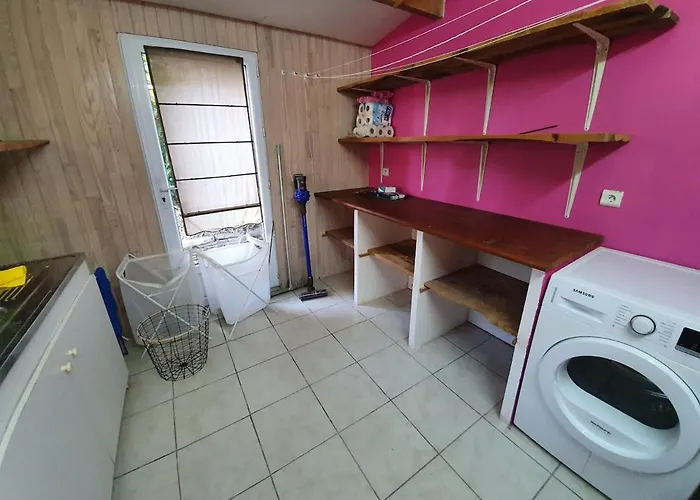 12 Personnes, 10mn Des Plages, Clim, Piscine Privee, Bureaux, Wifi